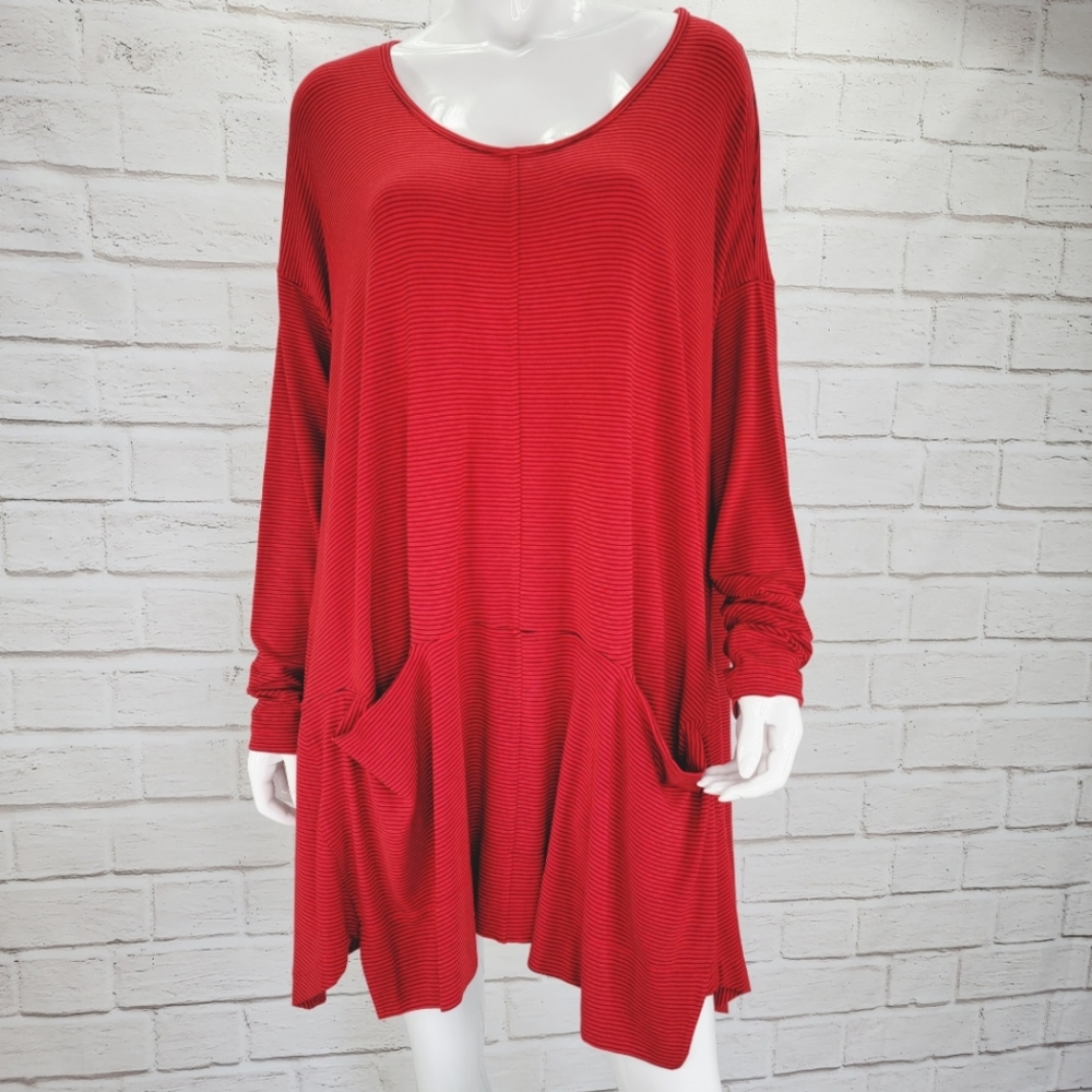 Alembika Red/Blk Stripe Tunic Size:XL NWT! AT154R